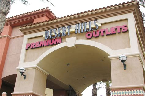 desert premium outlets stores.